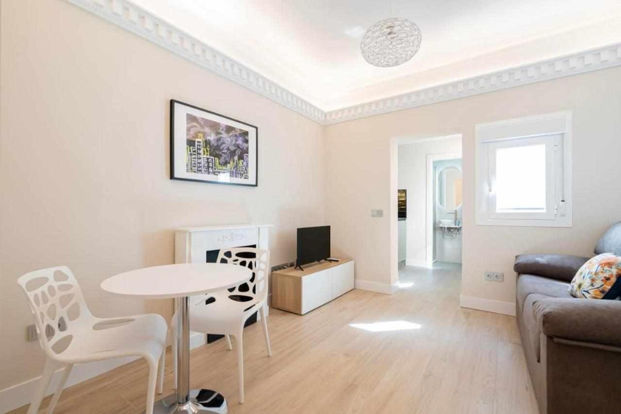 Nuevo Bien Comunicado 1 Dormitorio Madrid Bagian luar foto